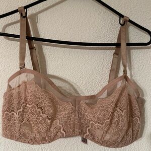 Victoria’s Secret Dream Angels Unlined Strapless Bra Nude Lace Underwire 38D